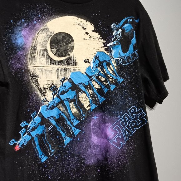 Vintage 90s Black Star Wars Christmas Darth Vader T Shirt  (Men's Size Medium) - Picture 2 of 4